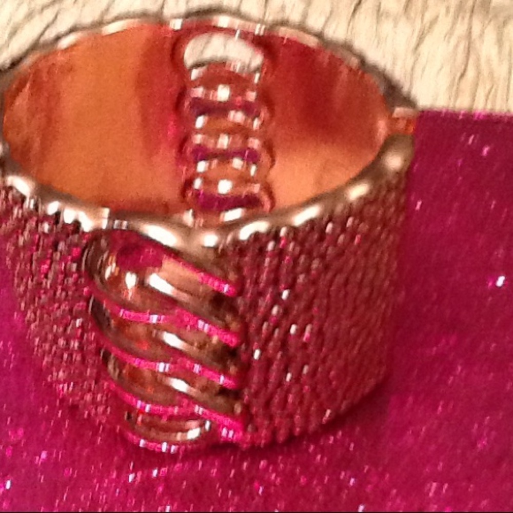 Bangle - Picture 1 of 3